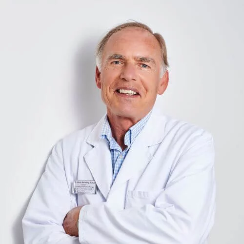Dr. Kunze, Nürnberger Klinik, Ästhetisch-Plastische Chirurgie